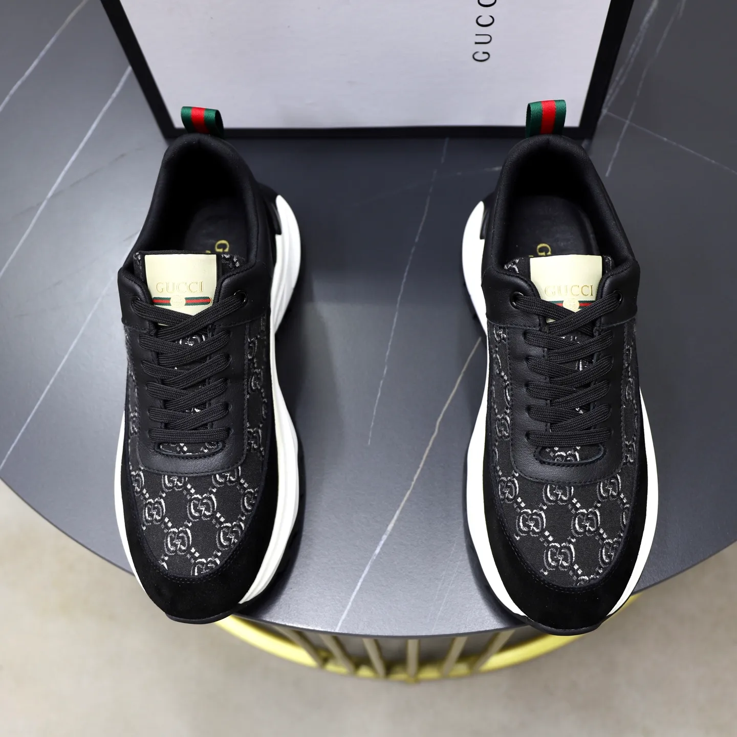 Ex-factory price: 462💰🙅‍♂️🙅‍♂️🙅‍♂️ Brand: GUCCI Standard code: 38-44 (45 customized) Grade: Same as the official website Material: Original leather splicing, comfortable and breathable lining, original wear-resistant outsole Style category: Men's fashionable casual shoes, running shoes, noble luxury brand elements, top luxury Color: actual picture color